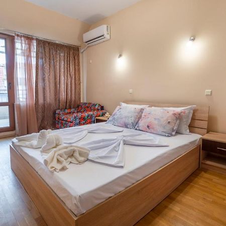 Azure Pretty Apartment Top Location Near Sea Garden Burgas by Eksteriør bilde