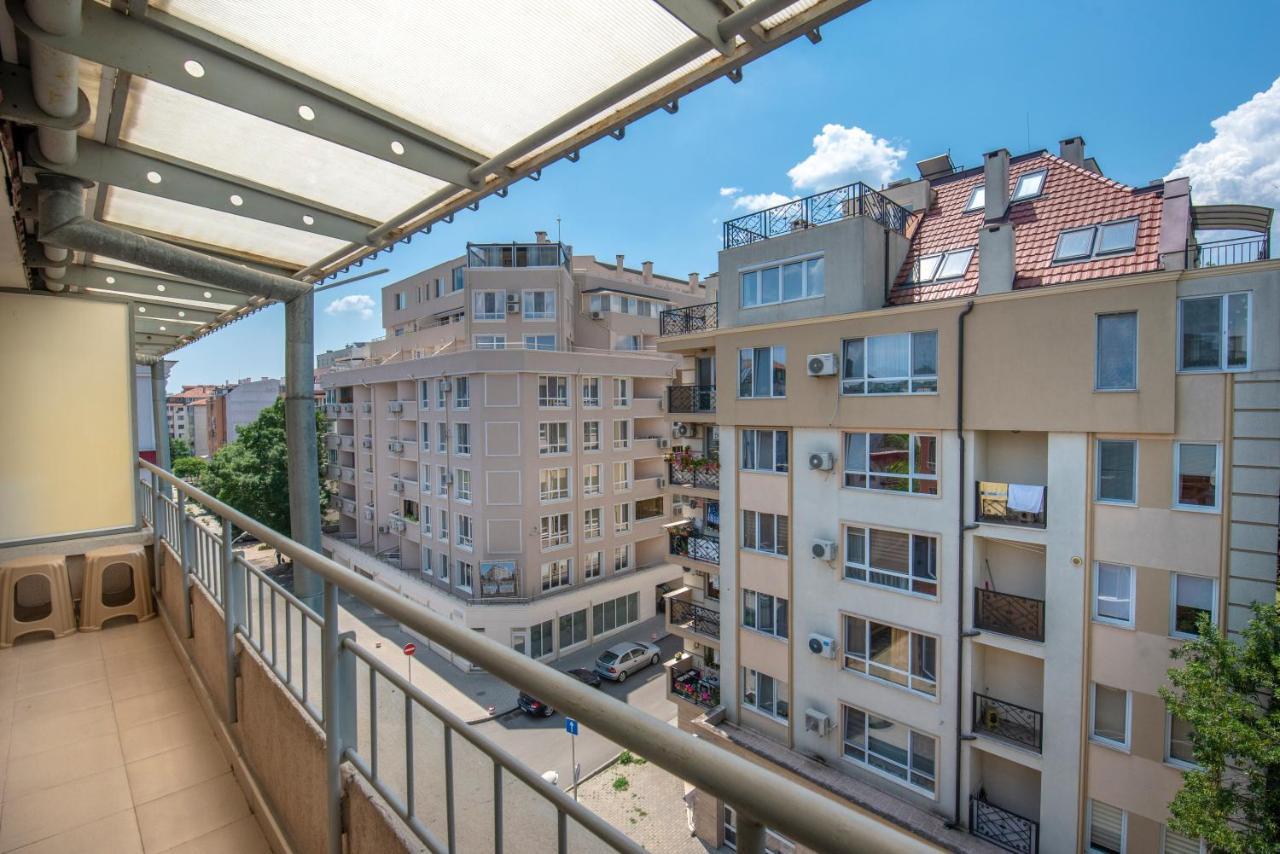Azure Pretty Apartment Top Location Near Sea Garden Burgas by Eksteriør bilde